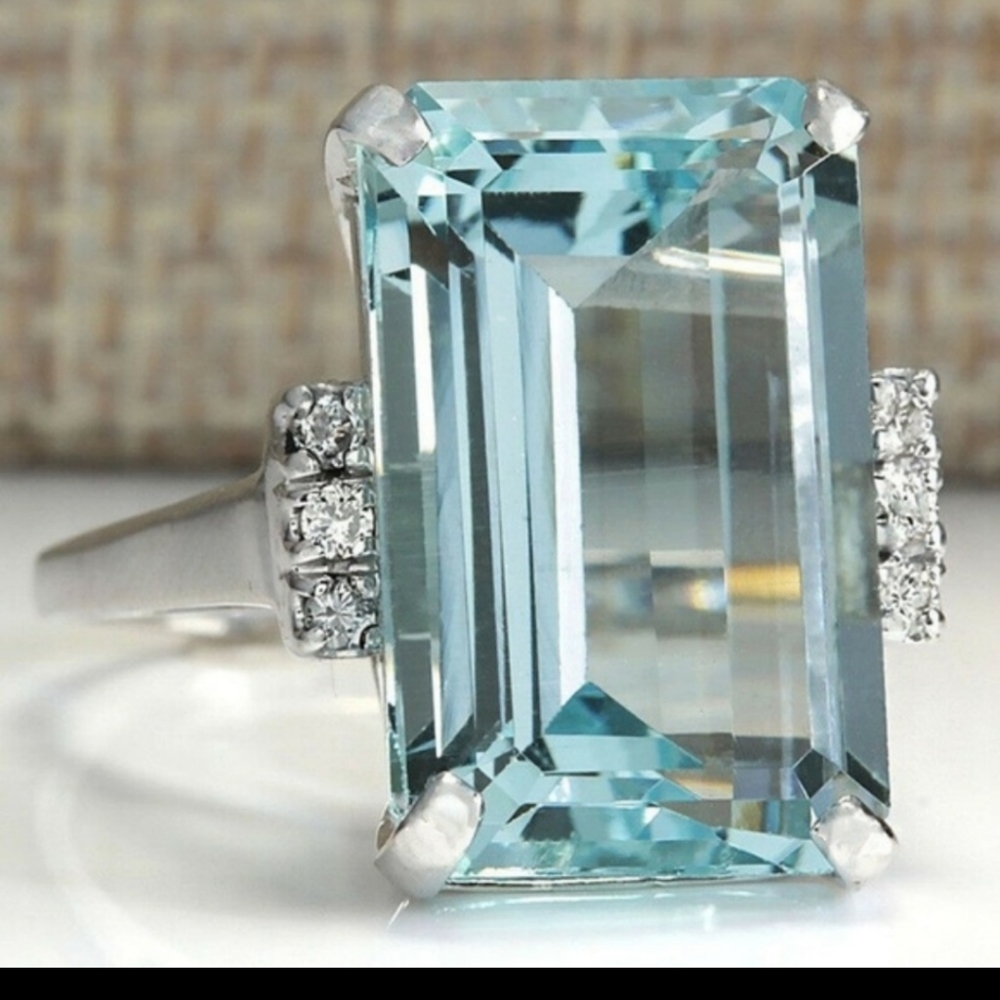 NEW 925 SILVER RING